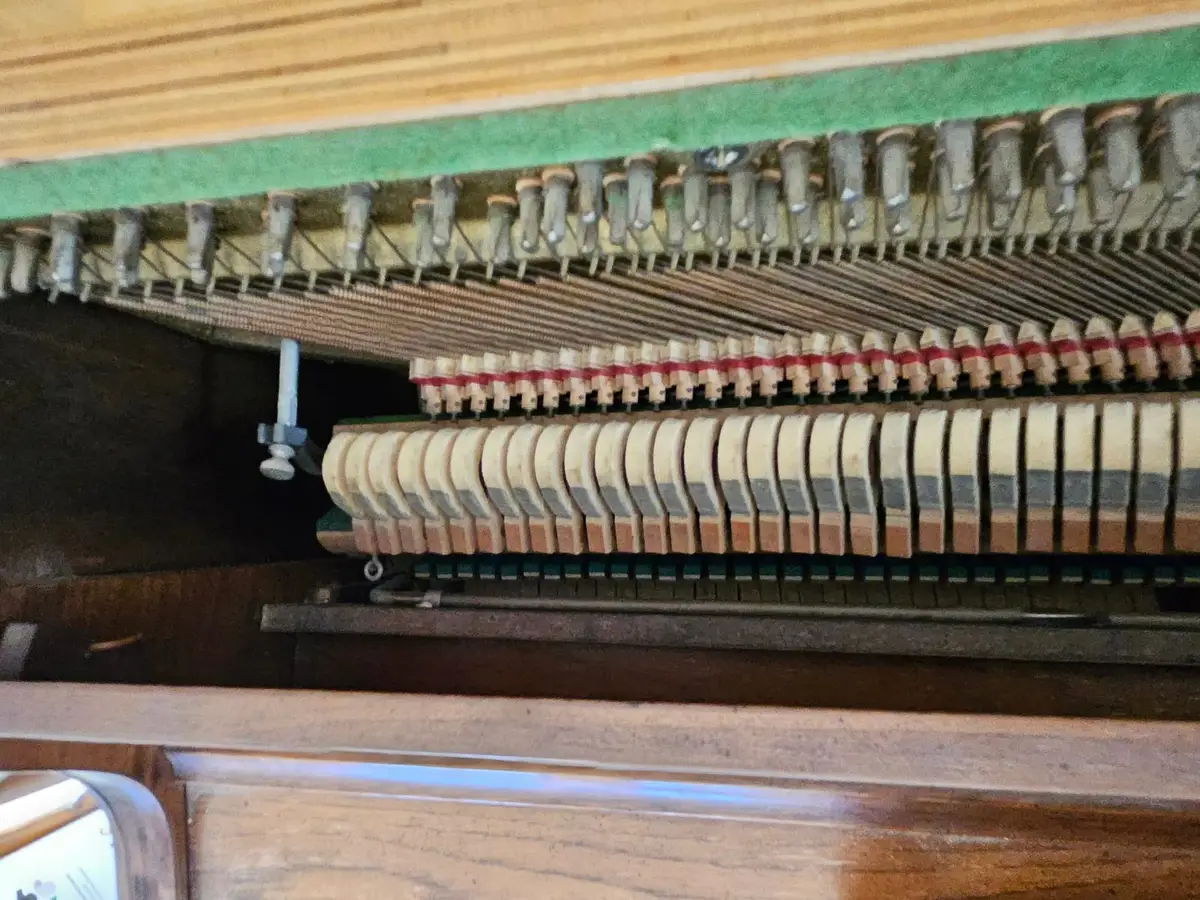 Piano vertical Jonas Chickering con banca — foto 20