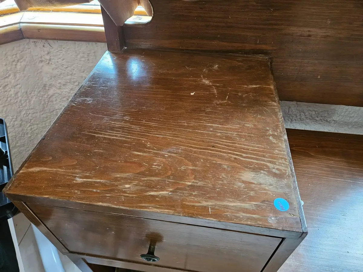 Mueble de teléfono vintage con cajón — foto 2