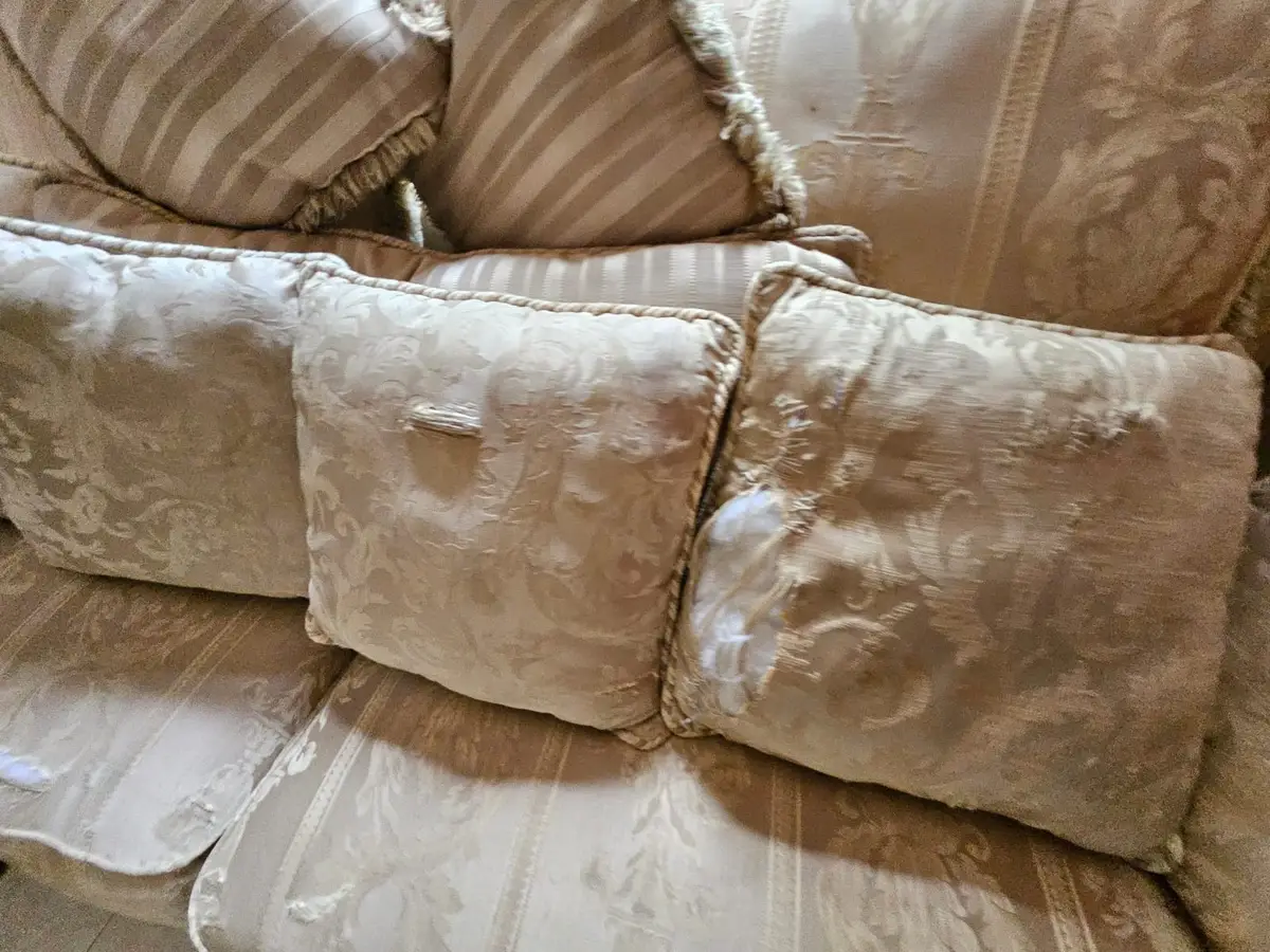 Juego de sala: sofá y sillón con cojines — foto 6