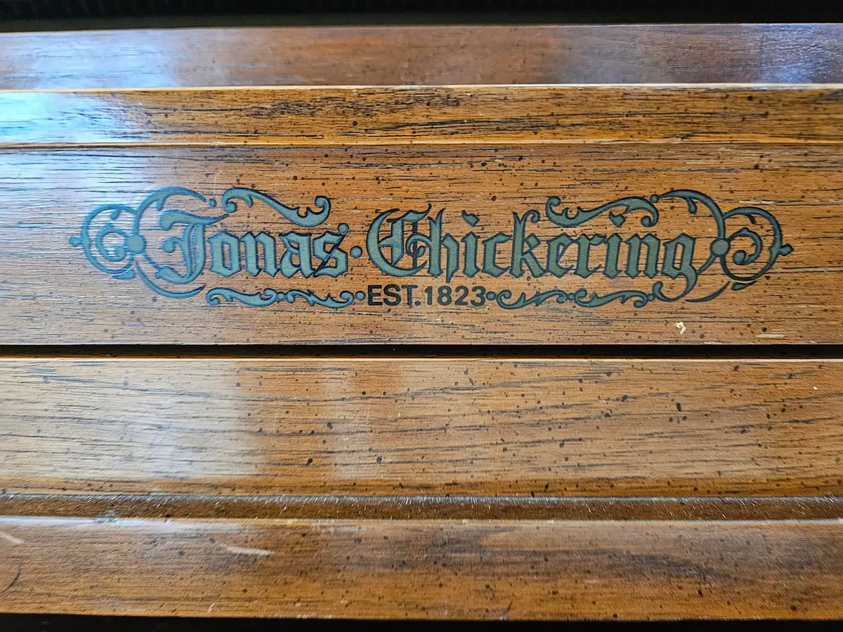 Piano vertical Jonas Chickering con banca — foto 5