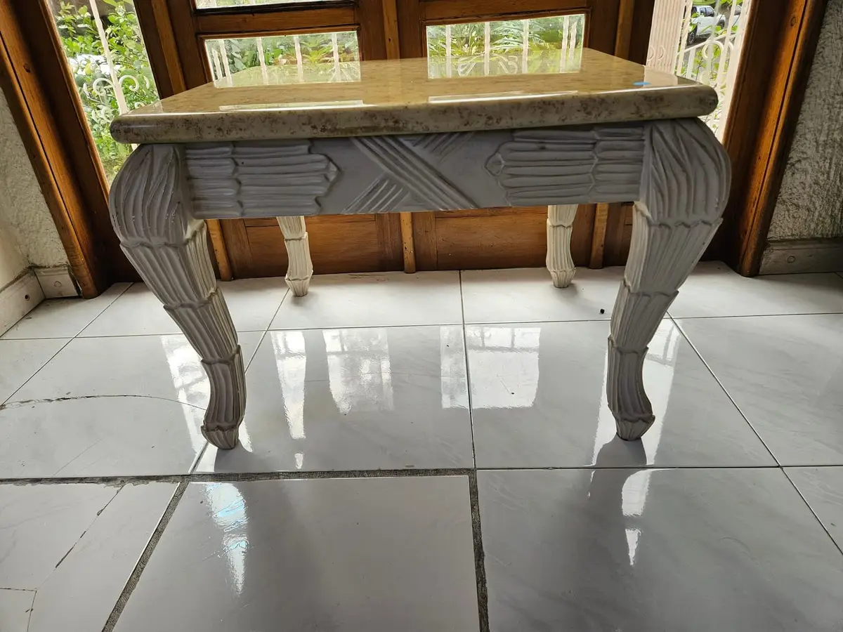 Mesa lateral de mármol — foto 3